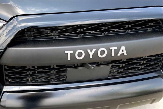 Photo of 2024 Midnight Black Metallic Toyota 4Runner