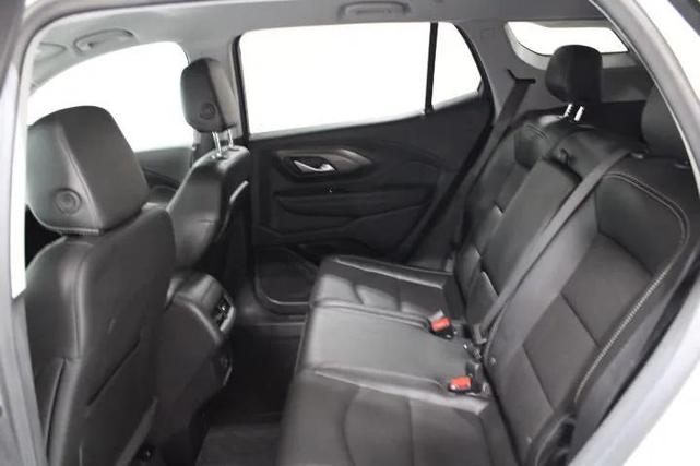 Photo of 2024 Summit White GMC Terrain