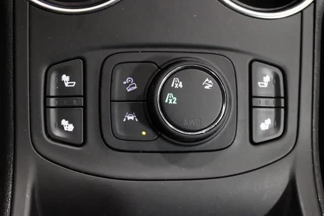 Photo of 2024 Summit White GMC Terrain