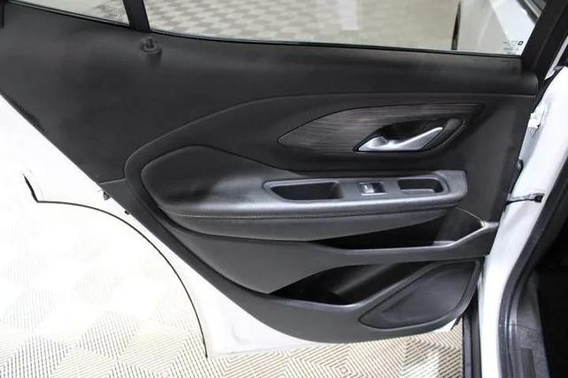 Photo of 2024 Summit White GMC Terrain