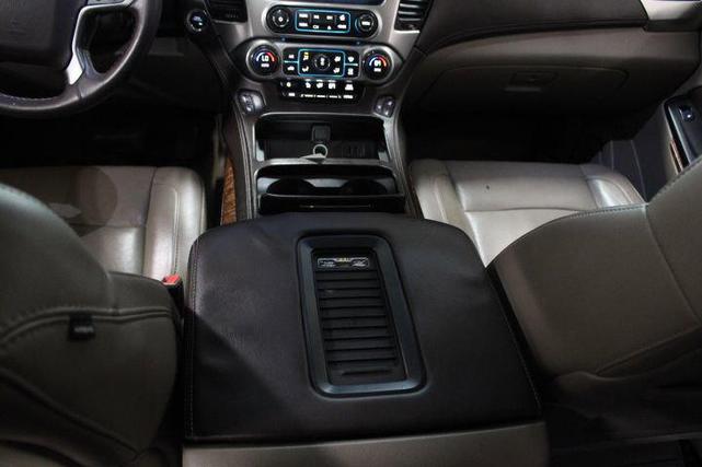 Photo of 2015 White Diamond Tricoat Chevrolet Tahoe