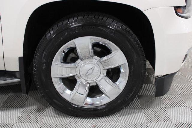 Photo of 2015 White Diamond Tricoat Chevrolet Tahoe