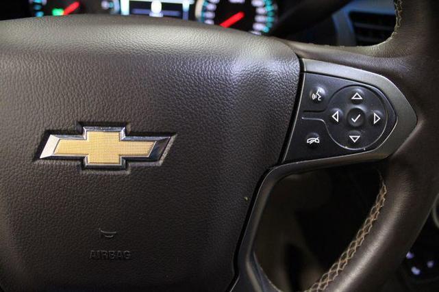 Photo of 2015 White Diamond Tricoat Chevrolet Tahoe