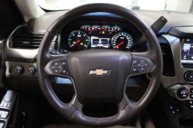 Photo of 2015 White Diamond Tricoat Chevrolet Tahoe