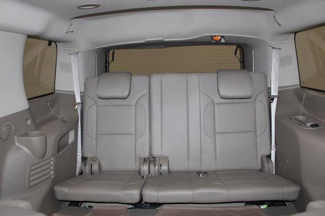 Photo of 2015 White Diamond Tricoat Chevrolet Tahoe