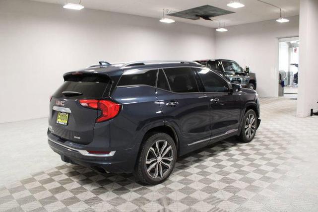 Photo of 2018 Blue Steel Metallic GMC Terrain