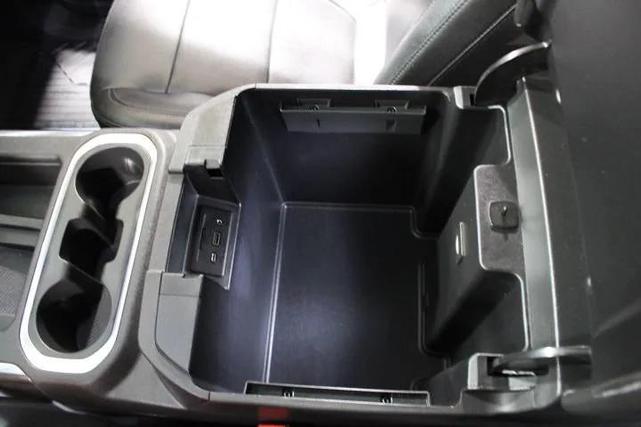 Photo of 2020 Black Chevrolet Silverado 1500