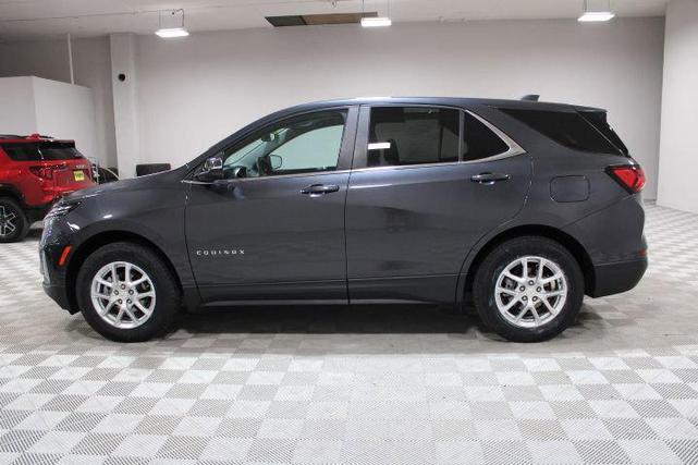 Photo of 2023 Iron Gray Metallic Chevrolet Equinox
