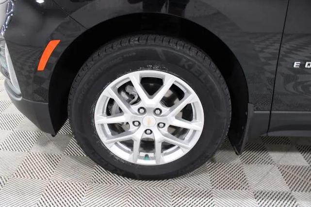 Photo of 2023 Mosaic Black Metallic Chevrolet Equinox