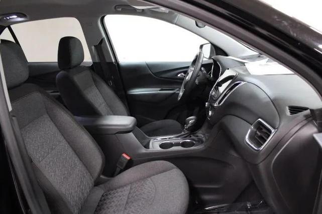 Photo of 2023 Mosaic Black Metallic Chevrolet Equinox