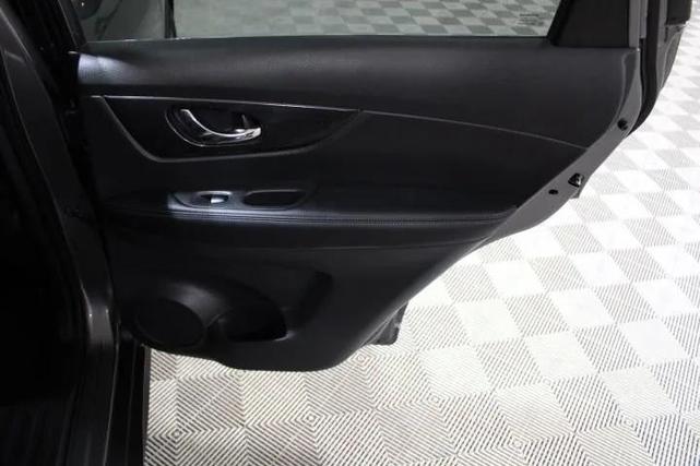 Photo of 2020 Gun Metallic Nissan Rogue