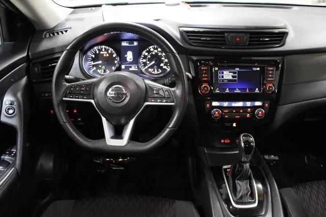 Photo of 2020 Gun Metallic Nissan Rogue