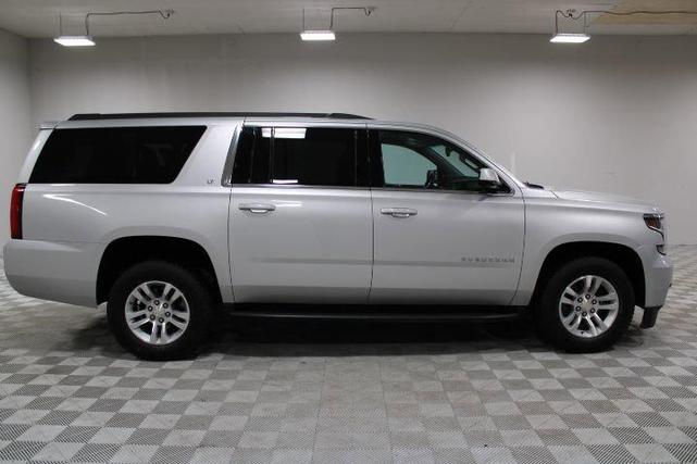 Photo of 2018 Silver Ice Metallic Chevrolet Suburban