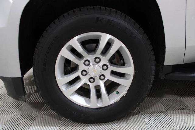 Photo of 2018 Silver Ice Metallic Chevrolet Suburban