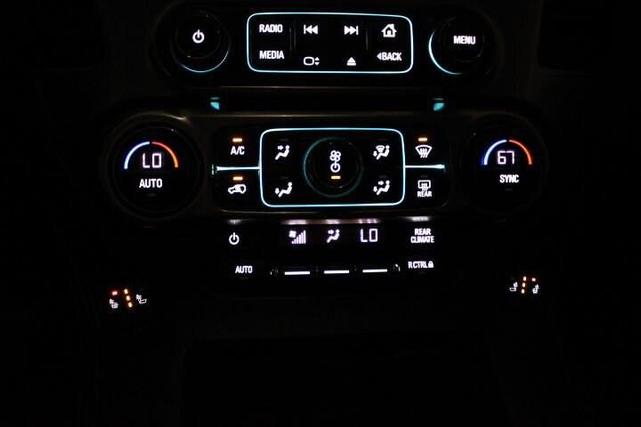 Photo of 2018 Silver Ice Metallic Chevrolet Suburban