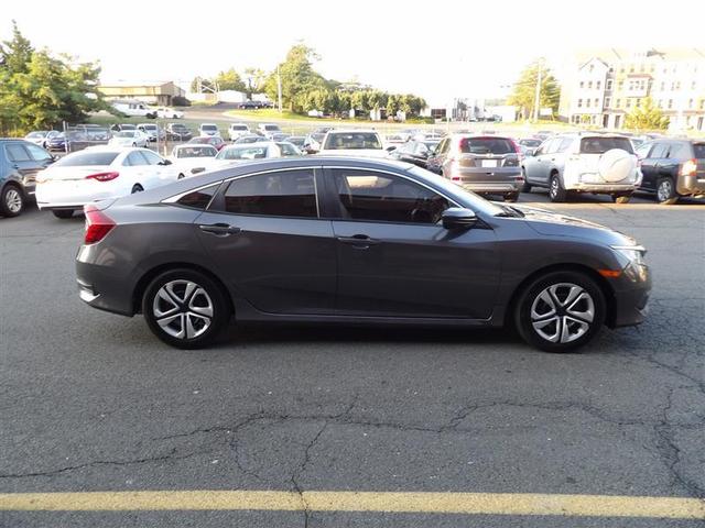 Photo of 2016 Gray Honda Civic