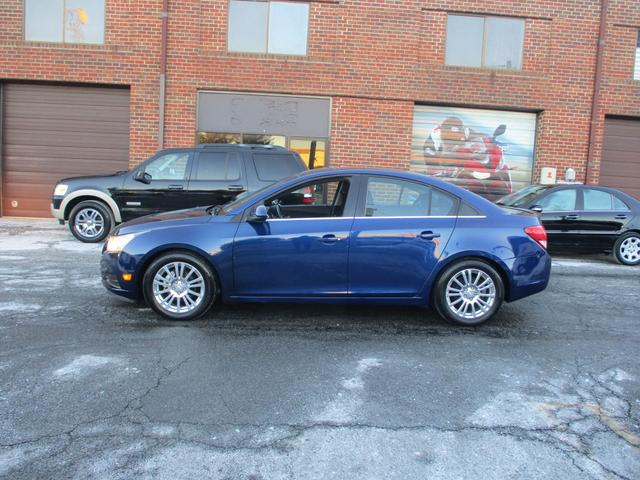 Photo of 2012 Blue Topaz Metallic Chevrolet Cruze