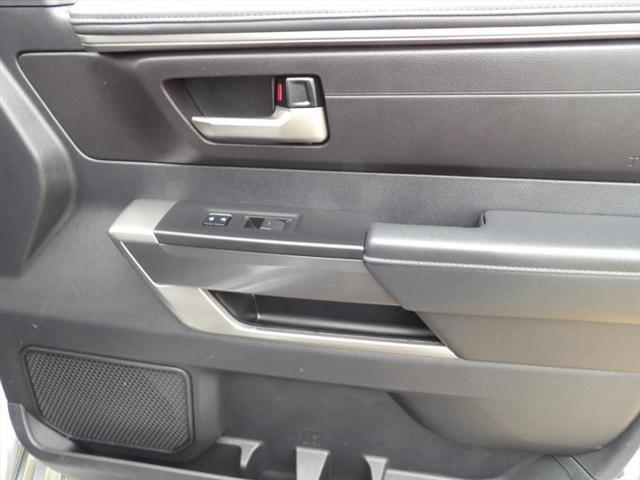 Photo of 2023 Silver Toyota Tundra