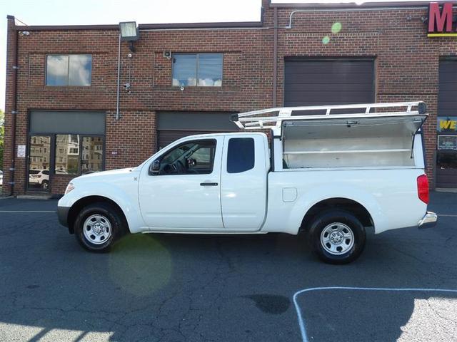 Photo of 2017 White Nissan Frontier