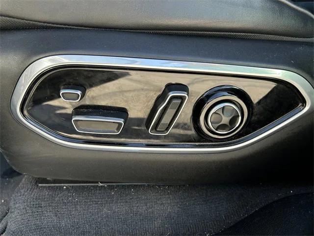 Photo of 2021 Gray Jeep Grand Cherokee L