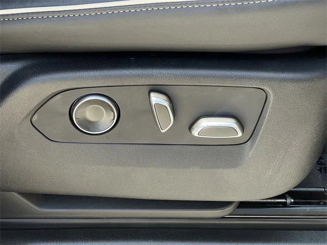 Photo of 2023 Crystal White Tricoat Cadillac Escalade
