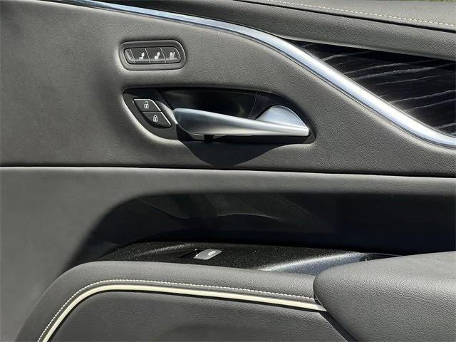 Photo of 2023 Crystal White Tricoat Cadillac Escalade