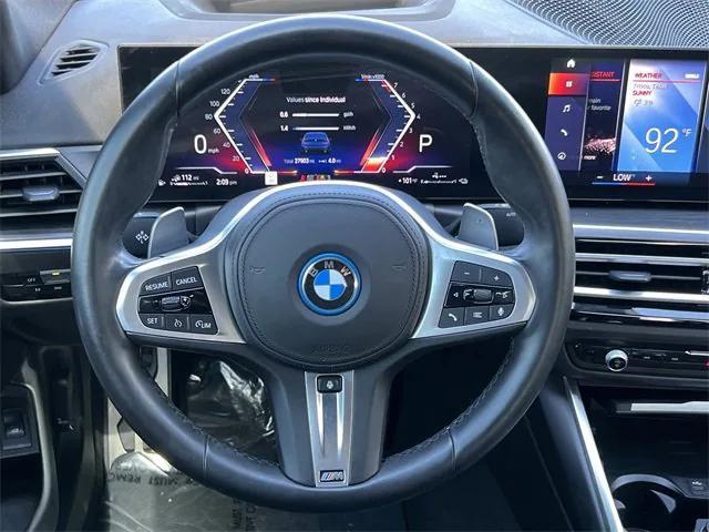 Photo of 2023 Blue BMW 330e