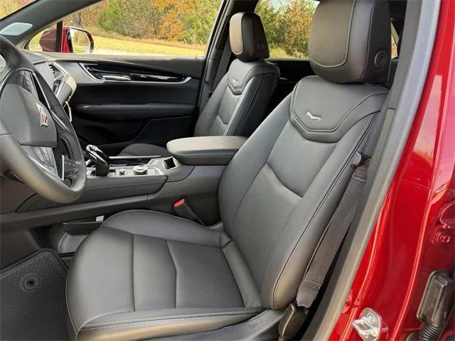 Photo of 2025 Radiant Red Tintcoat Cadillac XT5