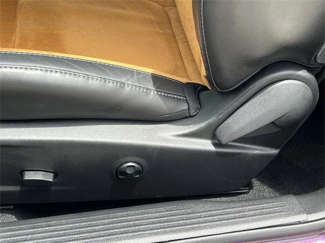 Photo of 2020 Purple Dodge Challenger