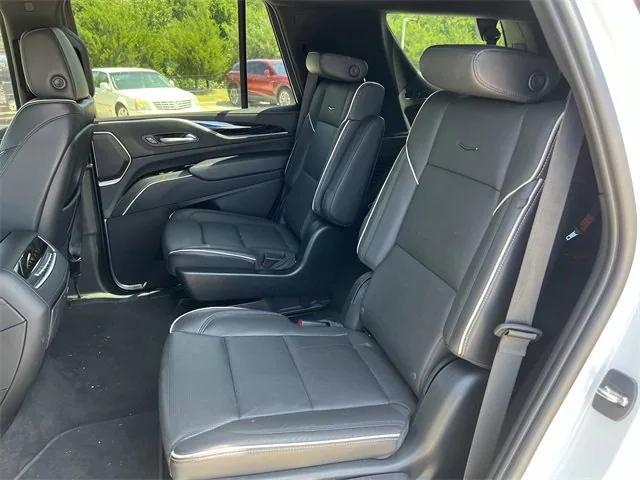 Photo of 2023 Crystal White Tricoat Cadillac Escalade