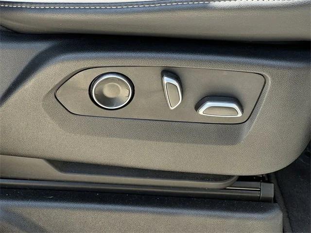 Photo of 2023 Crystal White Tricoat Cadillac Escalade