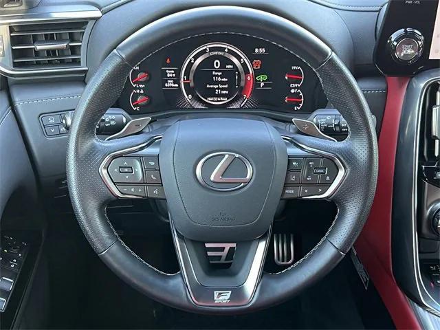 Photo of 2023 Black Lexus LX 600