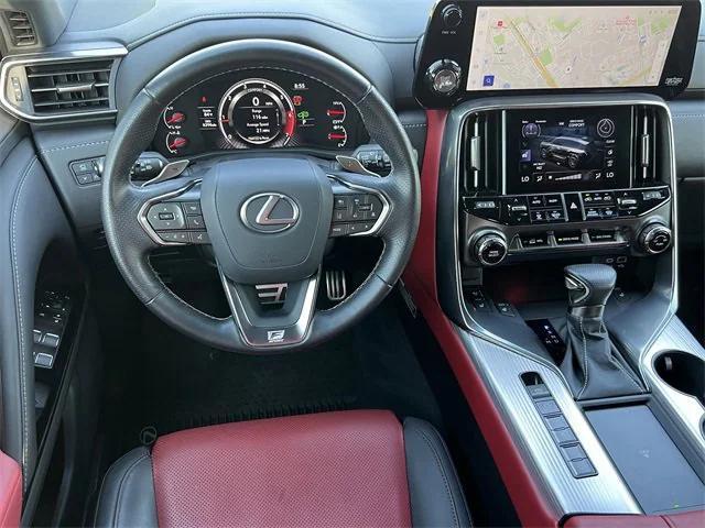 Photo of 2023 Black Lexus LX 600