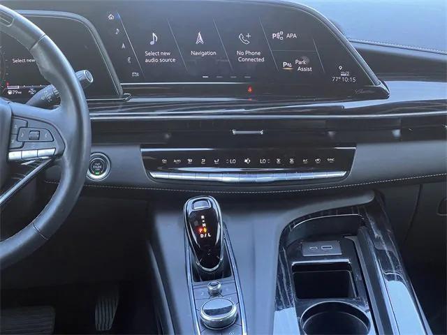 Photo of 2023 Crystal White Tricoat Cadillac Escalade