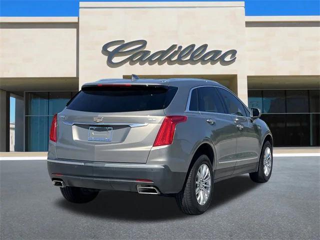 Photo of 2018 Bronze Dune Metallic Cadillac XT5
