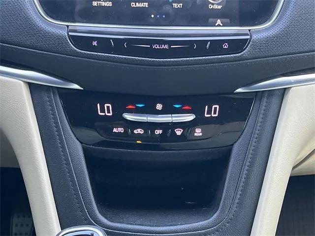 Photo of 2018 Bronze Dune Metallic Cadillac XT5