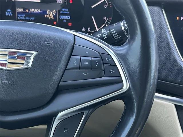 Photo of 2018 Bronze Dune Metallic Cadillac XT5