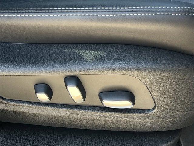 Photo of 2024 Stellar Black Metallic Cadillac XT5