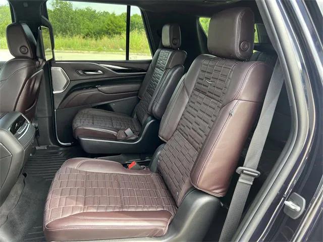 Photo of 2022 Dark Moon Blue Metallic Cadillac Escalade
