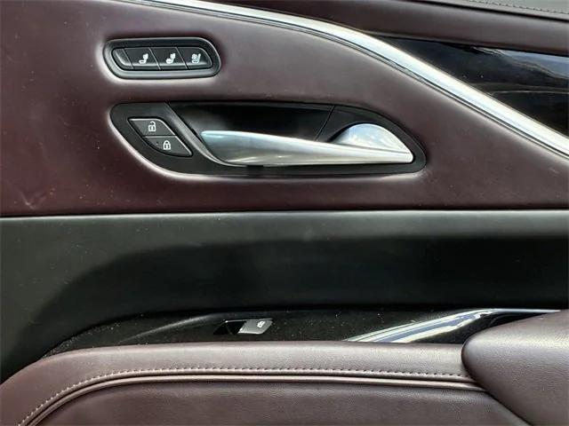 Photo of 2022 Dark Moon Blue Metallic Cadillac Escalade