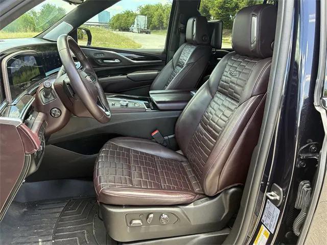 Photo of 2022 Dark Moon Blue Metallic Cadillac Escalade