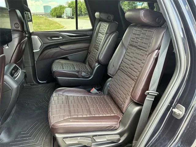 Photo of 2022 Dark Moon Blue Metallic Cadillac Escalade