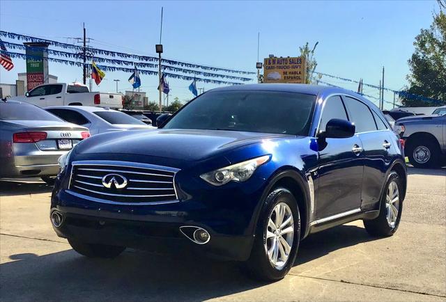 2016 Infiniti QX70