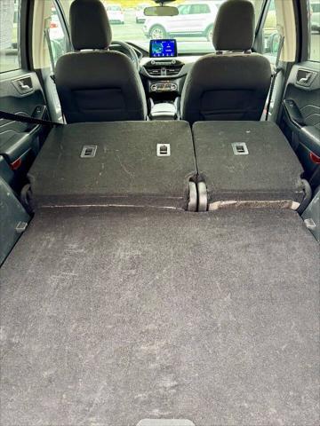 Photo of 2022 Carbonized Gray Metallic Ford Escape