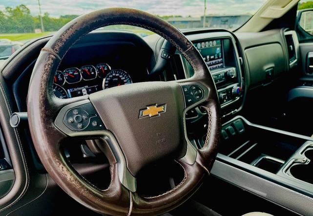 Photo of 2018 White Chevrolet Silverado 1500