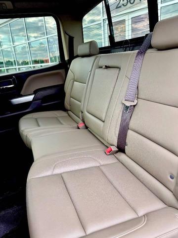 Photo of 2018 White Chevrolet Silverado 1500