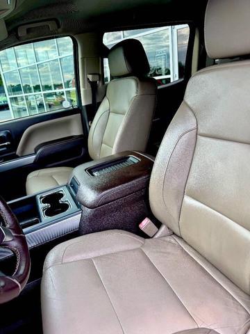 Photo of 2018 White Chevrolet Silverado 1500
