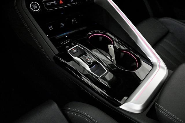 Photo of 2025 Mythos Black Metallic Audi Q5