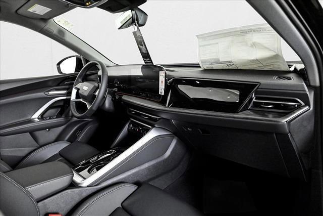 Photo of 2025 Mythos Black Metallic Audi Q5