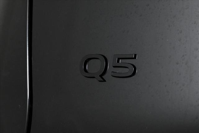 Photo of 2025 Mythos Black Metallic Audi Q5